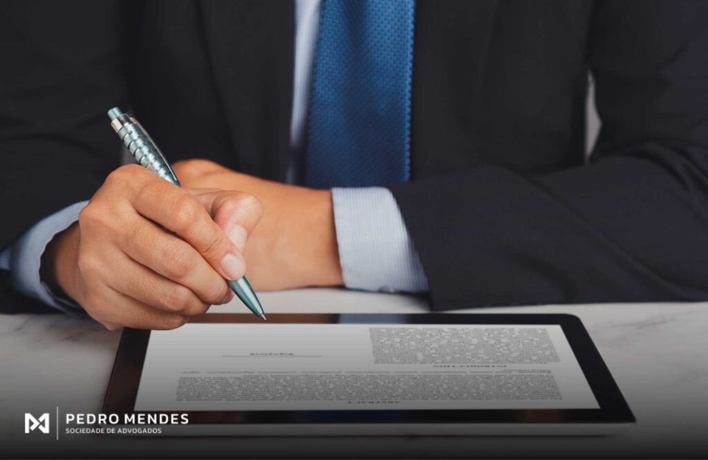 Assinatura digital falsa o que fazer se usaram seu nome para fechar um negócio