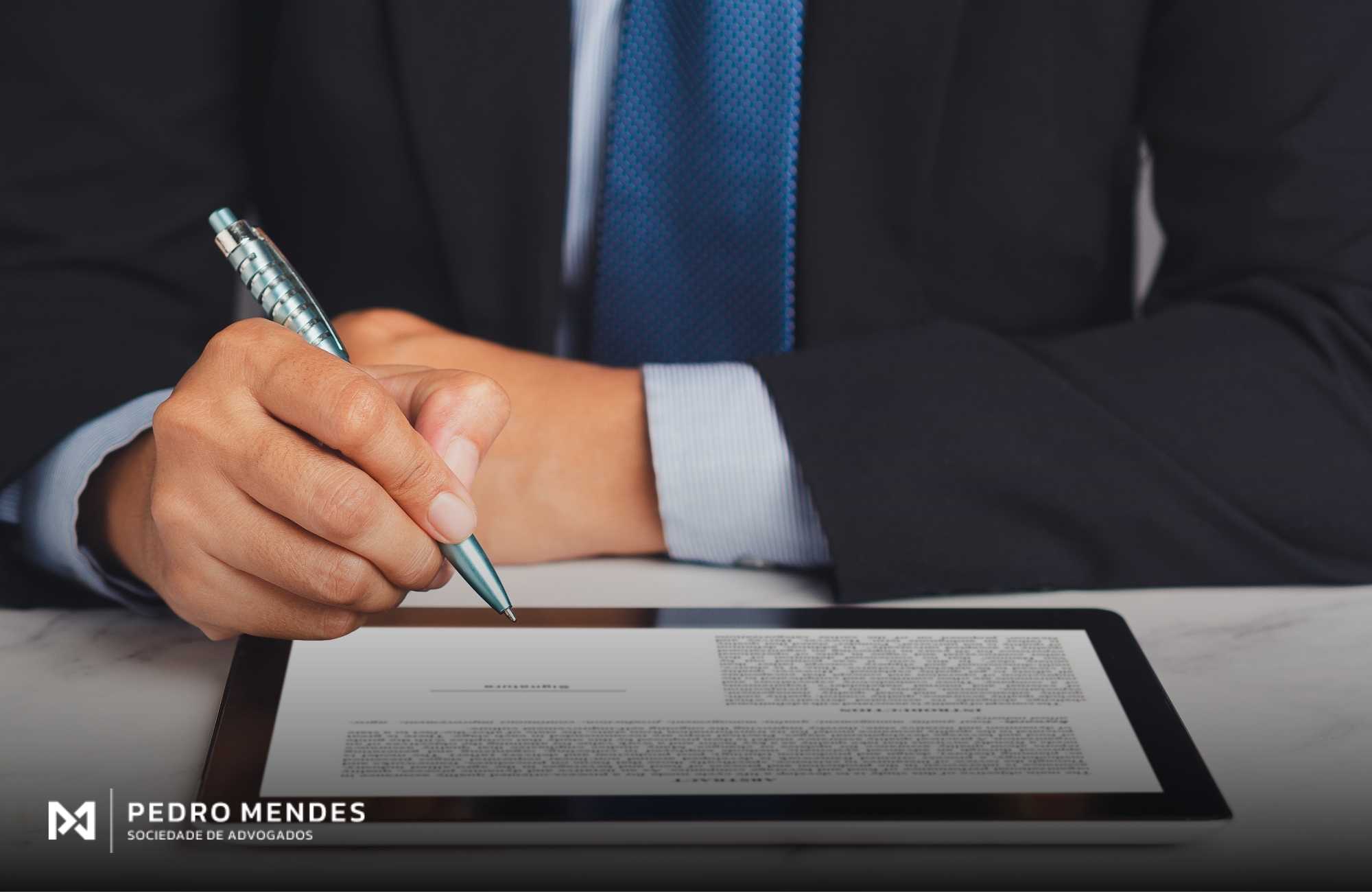 Assinatura digital falsa o que fazer se usaram seu nome para fechar um negócio